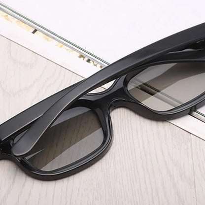 Universal Plastic 3D Glasses for TV's